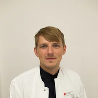 Dr. Hendrik Niemann